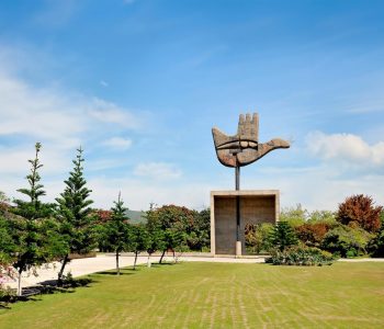 hand-monument-chandigarh-chandigarh-city-1-hero
